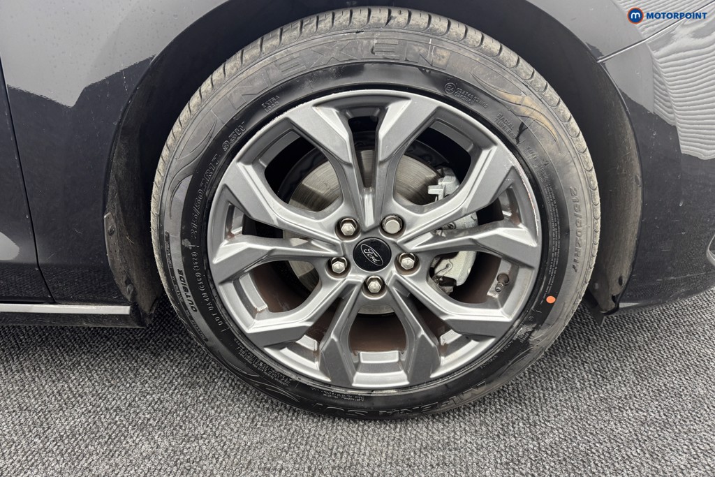 Ford Focus St-Line Automatic Petrol-Electric Hybrid Estate - Stock Number (1557657) - 20th supplementary image