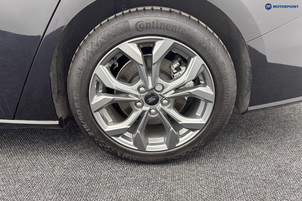 Ford Focus St-Line Automatic Petrol-Electric Hybrid Estate - Stock Number (1557657) - 22nd supplementary image