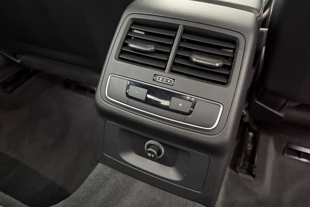 Audi A4 S Line Manual Petrol Saloon - Stock Number (1557757) - 24th supplementary image
