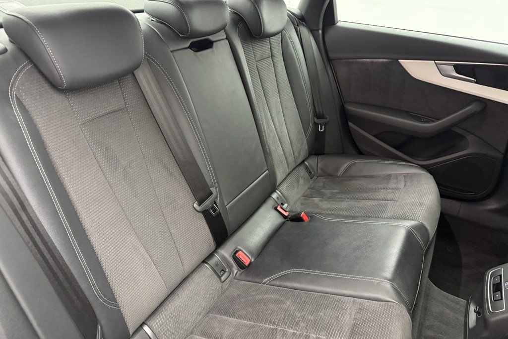 Audi A4 S Line Manual Petrol Saloon - Stock Number (1557757) - 25th supplementary image