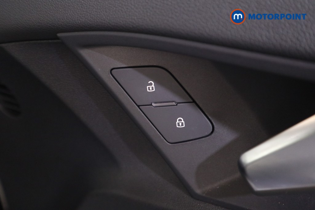 Audi A3 S Line Manual Petrol Hatchback - Stock Number (1557948) - 11th supplementary image