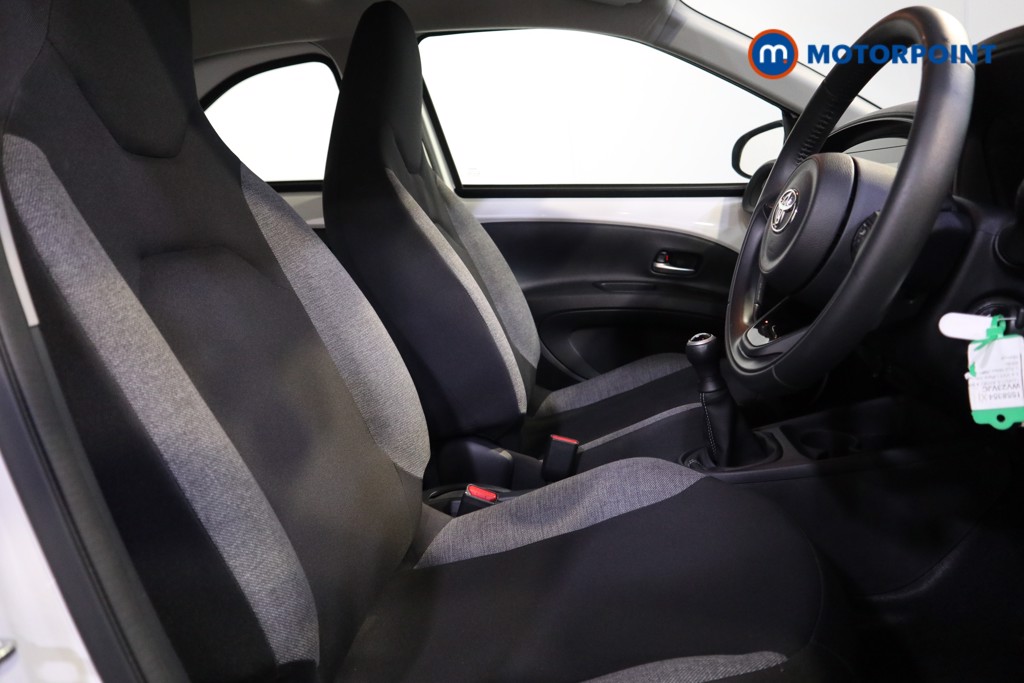 Toyota Aygo X Pure Manual Petrol Hatchback - Stock Number (1558354) - 11th supplementary image
