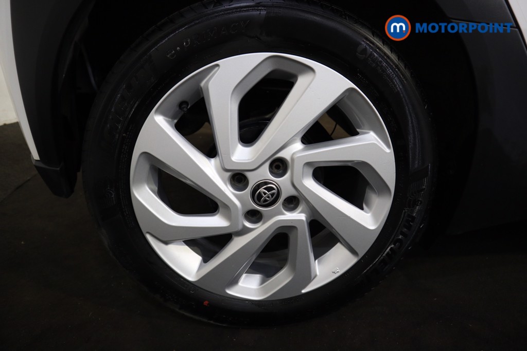 Toyota Aygo X Pure Manual Petrol Hatchback - Stock Number (1558354) - 14th supplementary image