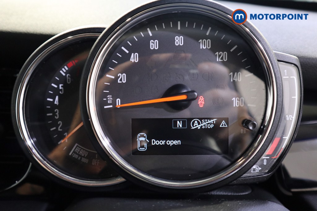 Mini Hatchback Cooper Classic Manual Petrol Hatchback - Stock Number (1558401) - 5th supplementary image