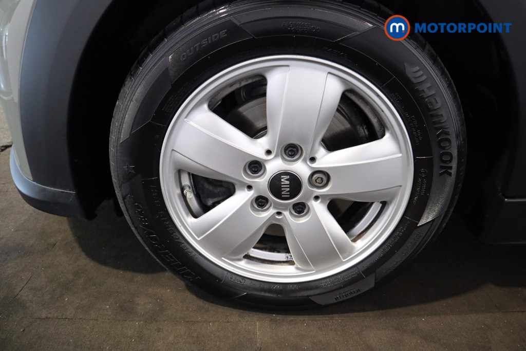 Mini Hatchback Cooper Classic Manual Petrol Hatchback - Stock Number (1558401) - 18th supplementary image