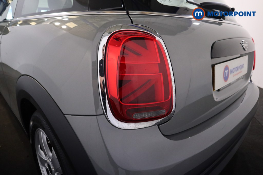 Mini Hatchback Cooper Classic Manual Petrol Hatchback - Stock Number (1558401) - 20th supplementary image
