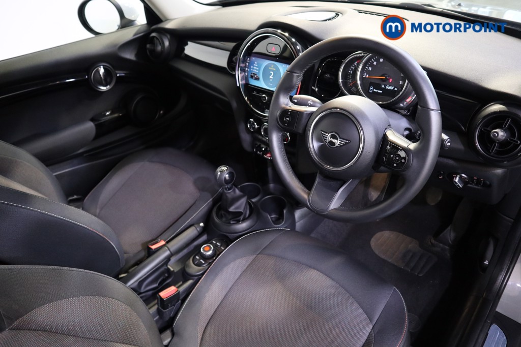 Mini Hatchback Cooper Classic Manual Petrol Hatchback - Stock Number (1558401) - 1st supplementary image