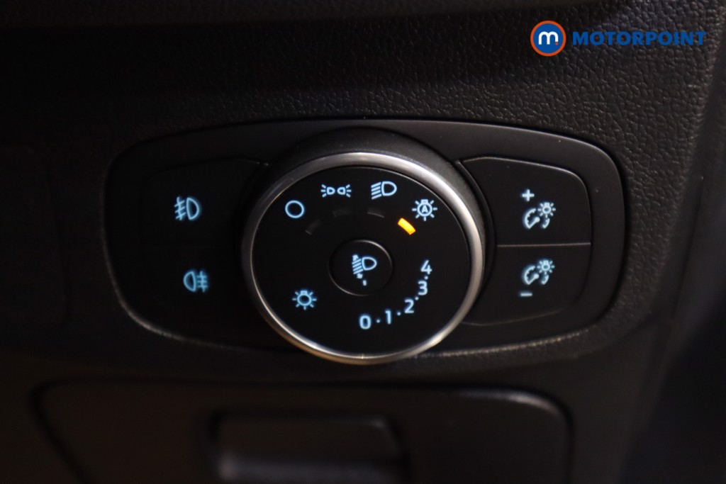 Ford Focus St-Line X Manual Petrol Hatchback - Stock Number (1558672) - 9th supplementary image
