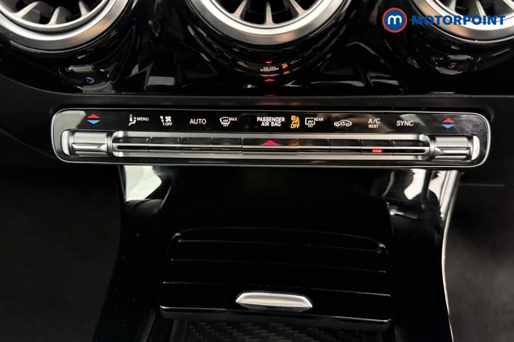 Mercedes-Benz A Class Amg Line Automatic Diesel Hatchback - Stock Number (1558903) - 10th supplementary image