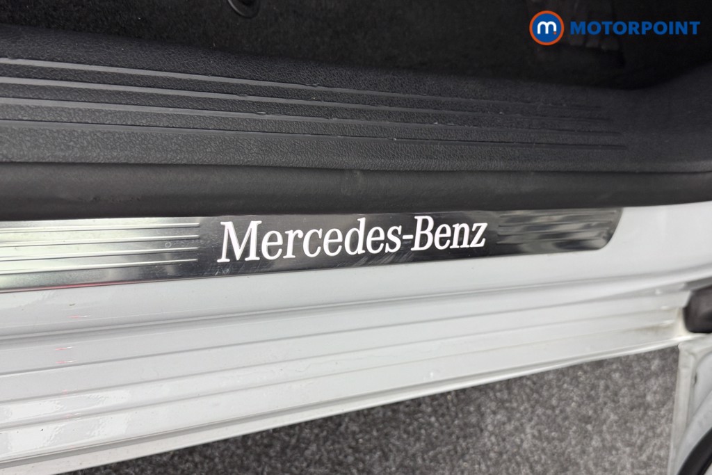 Mercedes-Benz A Class Amg Line Automatic Diesel Hatchback - Stock Number (1558903) - 18th supplementary image