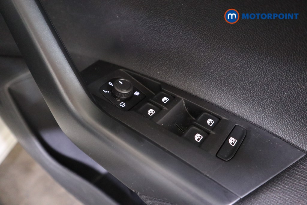 Volkswagen Polo Life Manual Petrol Hatchback - Stock Number (1559441) - 11th supplementary image