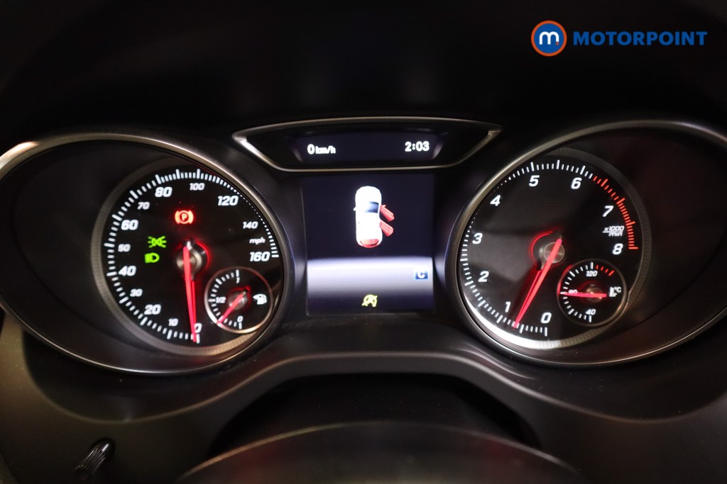 Mercedes-Benz GLA Urban Edition Manual Petrol SUV - Stock Number (1559450) - 4th supplementary image