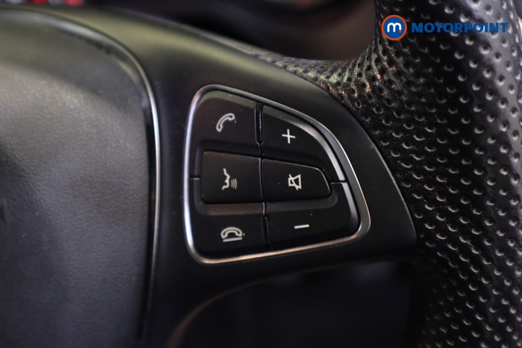 Mercedes-Benz GLA Urban Edition Manual Petrol SUV - Stock Number (1559450) - 9th supplementary image