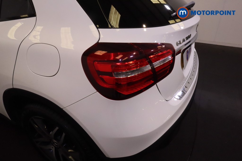 Mercedes-Benz GLA Urban Edition Manual Petrol SUV - Stock Number (1559450) - 20th supplementary image
