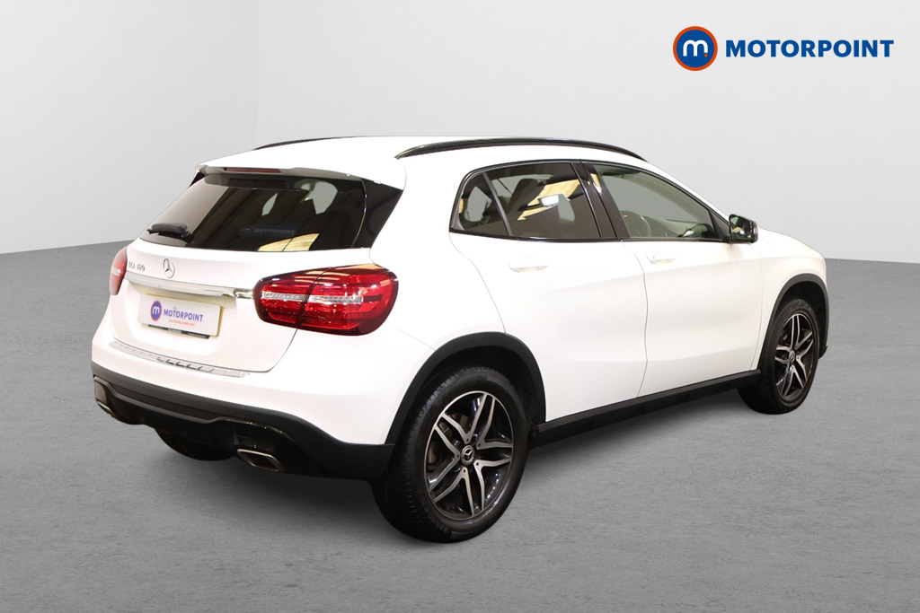 Mercedes-Benz GLA Urban Edition Manual Petrol SUV - Stock Number (1559450) - Drivers side rear corner