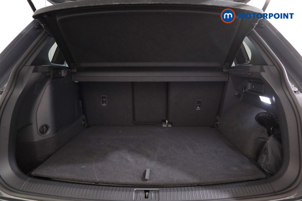 Volkswagen Tiguan Black Edition Automatic Petrol Plug-In Hybrid SUV - Stock Number (1559485) - 17th supplementary image
