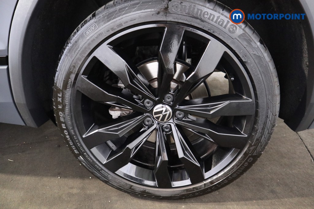 Volkswagen Tiguan Black Edition Automatic Petrol Plug-In Hybrid SUV - Stock Number (1559485) - 21st supplementary image