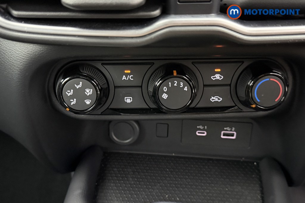 Nissan Juke Acenta Premium Automatic Petrol SUV - Stock Number (1559660) - 11th supplementary image