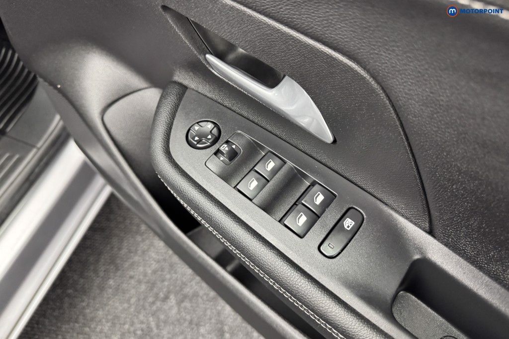 Vauxhall Mokka Sri Premium Automatic Electric SUV - Stock Number (1559852) - 15th supplementary image