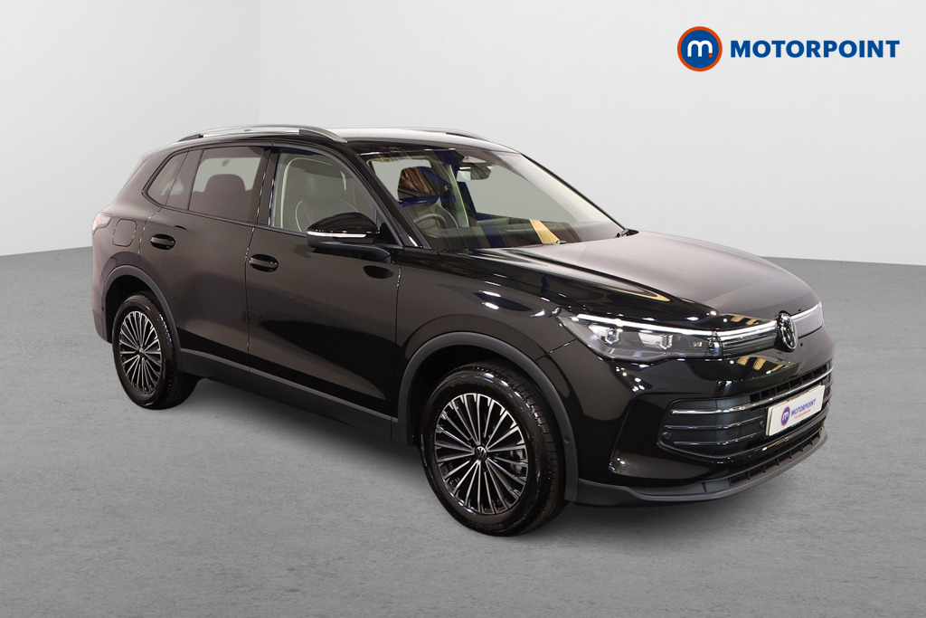 Volkswagen Tiguan Match Automatic Petrol Plug-In Hybrid SUV - Stock Number (1559935) - Drivers side front corner