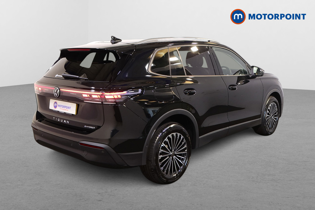Volkswagen Tiguan Match Automatic Petrol Plug-In Hybrid SUV - Stock Number (1559935) - Drivers side rear corner