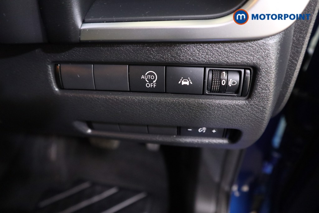 Nissan Qashqai Acenta Premium Automatic Petrol SUV - Stock Number (1560038) - 9th supplementary image