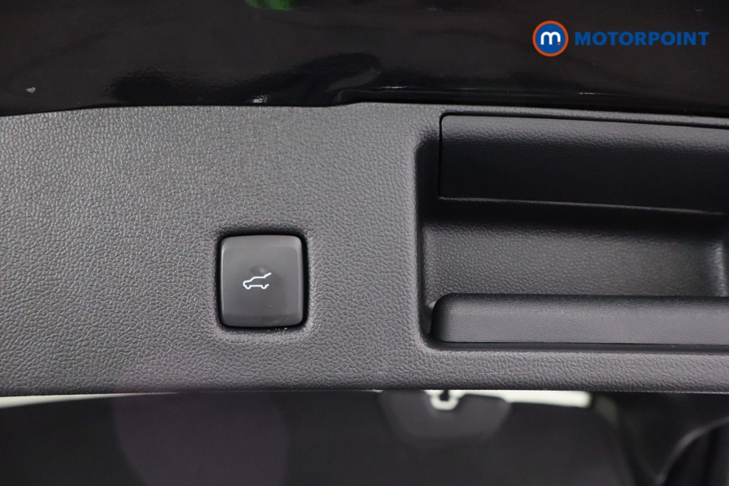 Ford Kuga St-Line X Edition Automatic Petrol Plug-In Hybrid SUV - Stock Number (1560360) - 32nd supplementary image