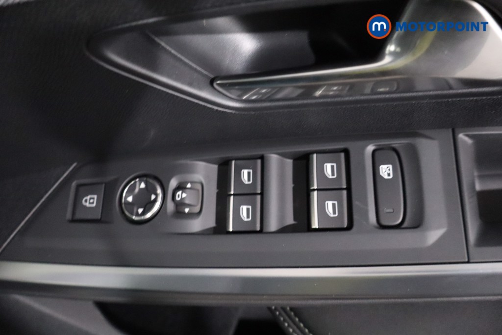 Peugeot 3008 GT Automatic Electric SUV - Stock Number (1560541) - 17th supplementary image
