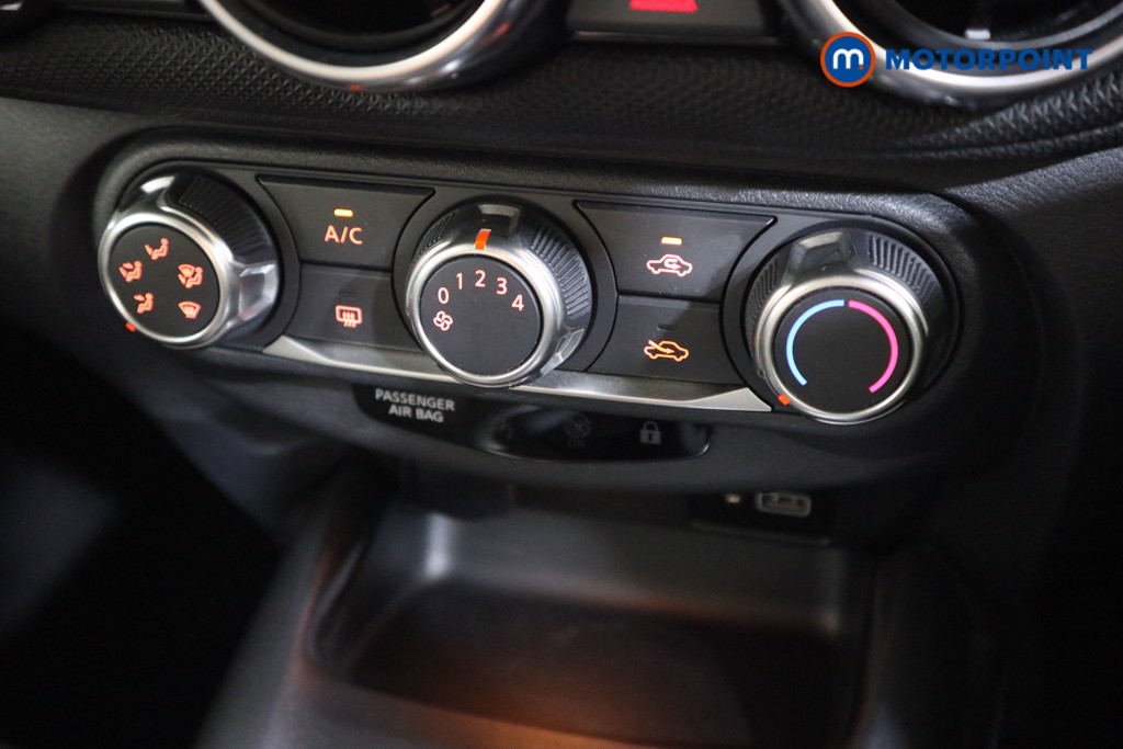 Nissan Juke Acenta Manual Petrol SUV - Stock Number (1560943) - 7th supplementary image
