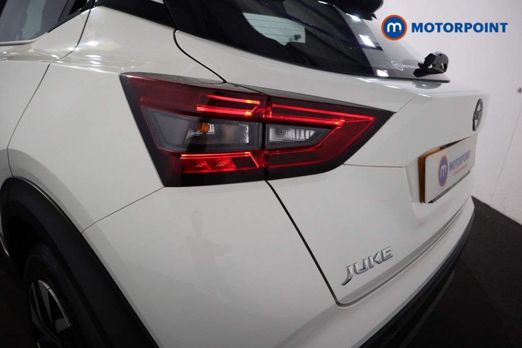 Nissan Juke Acenta Manual Petrol SUV - Stock Number (1560943) - 19th supplementary image