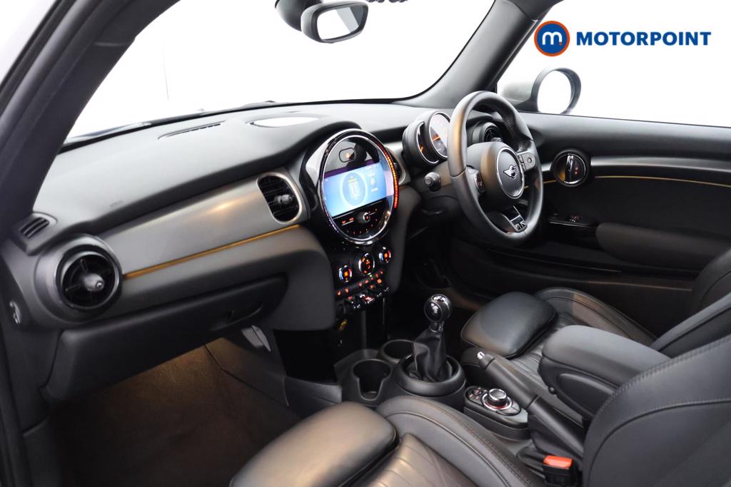 Mini Hatchback Cooper Exclusive Manual Petrol Hatchback - Stock Number (1560965) - 17th supplementary image
