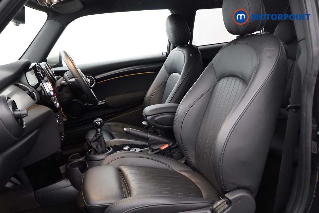 Mini Hatchback Cooper Exclusive Manual Petrol Hatchback - Stock Number (1560965) - 18th supplementary image