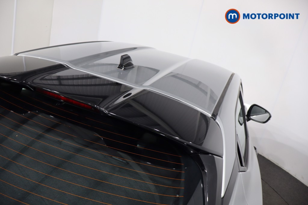 Nissan Juke Acenta Premium Automatic Petrol-Electric Hybrid SUV - Stock Number (1561095) - 26th supplementary image