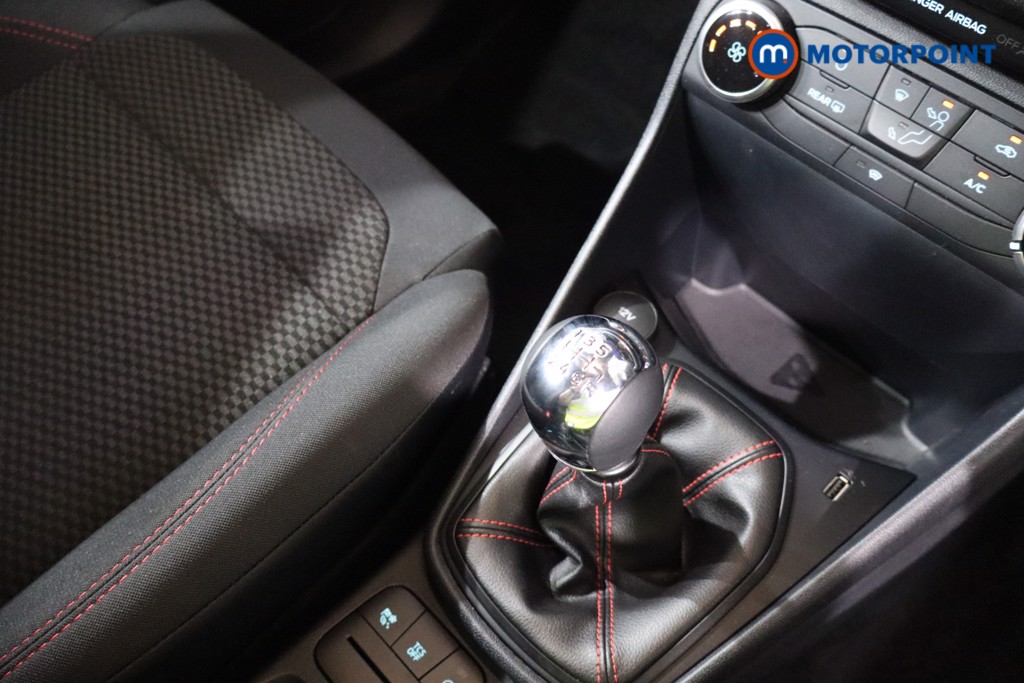 Ford Fiesta St-Line Edition Manual Petrol Hatchback - Stock Number (1561109) - 15th supplementary image