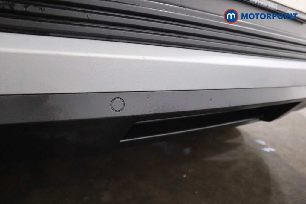 Ford Explorer Select Automatic Electric SUV - Stock Number (1561354) - 17th supplementary image