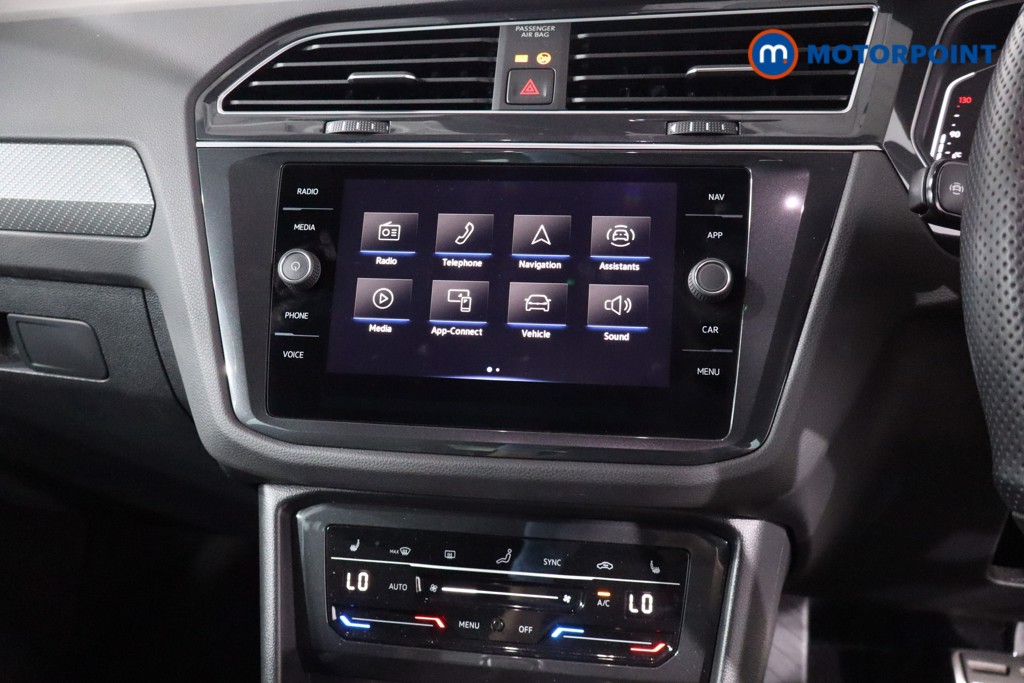 Volkswagen Tiguan R-Line Automatic Petrol SUV - Stock Number (1561458) - 14th supplementary image