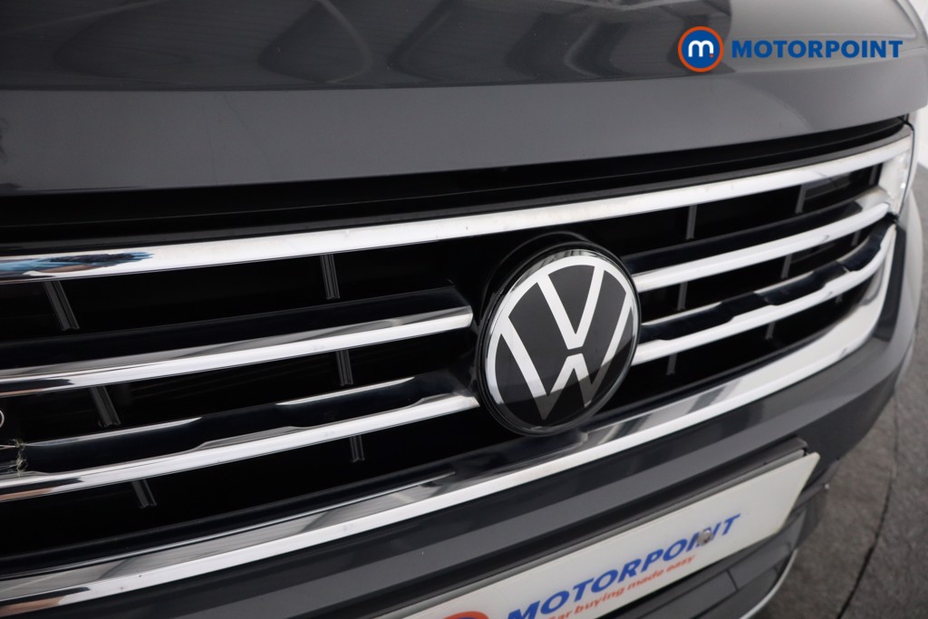 Volkswagen Tiguan R-Line Automatic Petrol SUV - Stock Number (1561458) - 22nd supplementary image