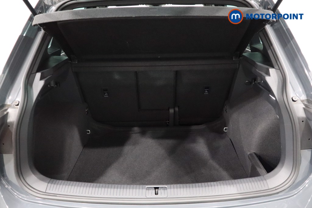 Volkswagen Tiguan R-Line Automatic Petrol SUV - Stock Number (1561458) - 30th supplementary image
