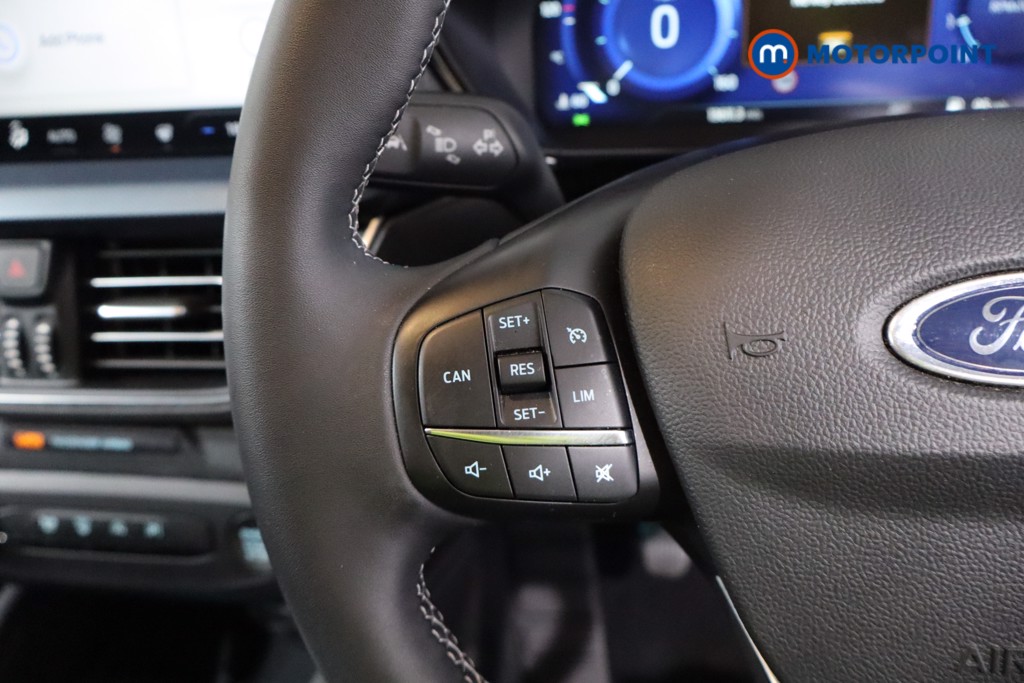 Ford Focus Active Vignale Manual Petrol-Electric Hybrid Hatchback - Stock Number (1561522) - 7th supplementary image