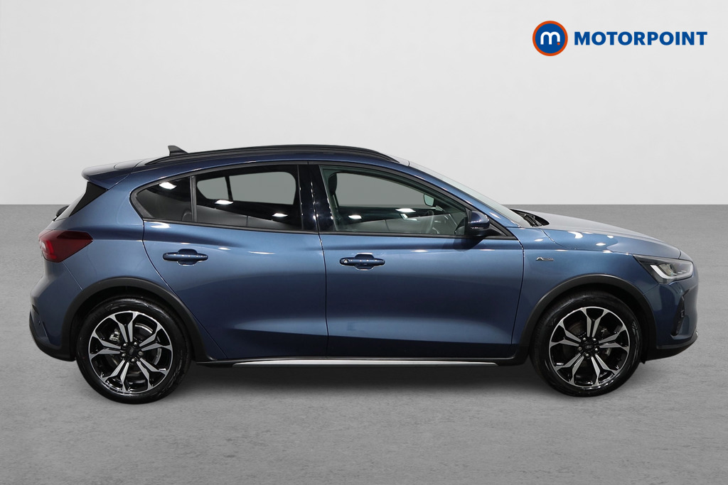 Ford Focus Active Vignale Manual Petrol-Electric Hybrid Hatchback - Stock Number (1561522) - Drivers side