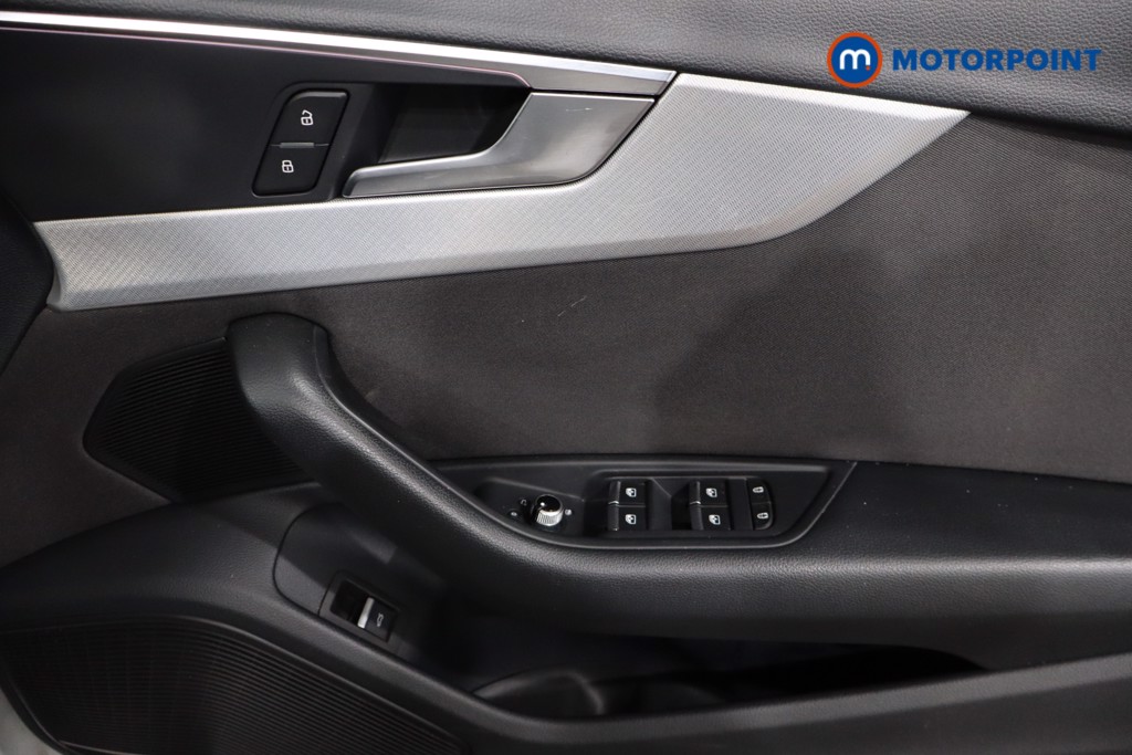 BMW 1 Series M Sport Automatic Petrol Hatchback - Stock Number (1561700) - 18th supplementary image