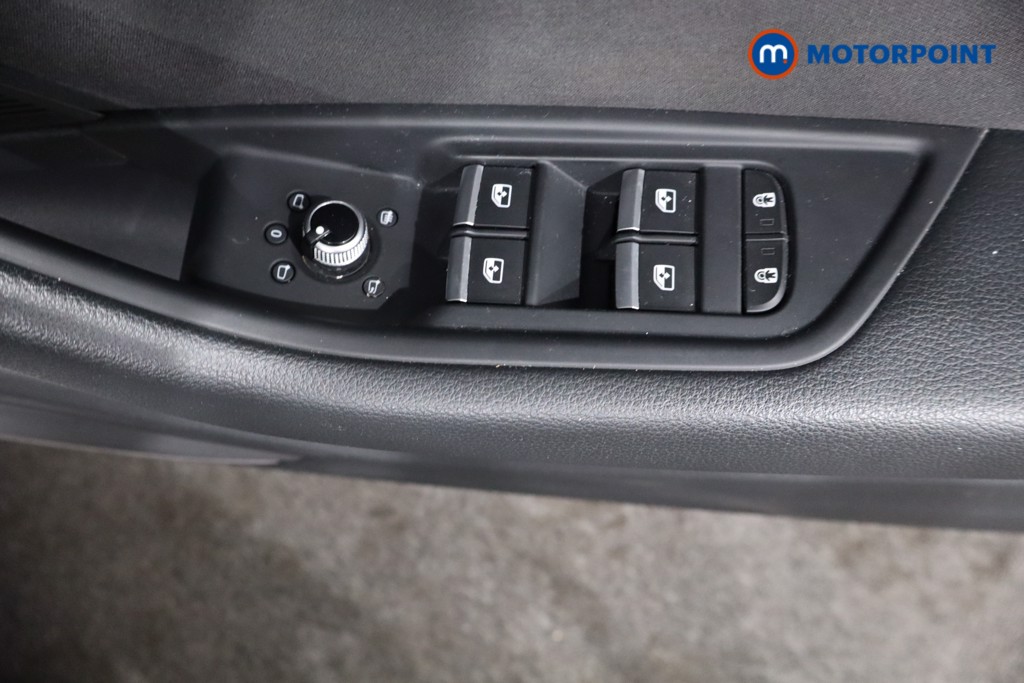BMW 1 Series M Sport Automatic Petrol Hatchback - Stock Number (1561700) - 19th supplementary image