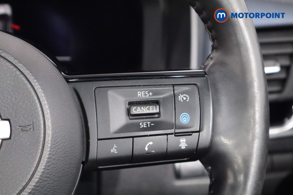 Nissan Qashqai Tekna Automatic Petrol-Electric Hybrid SUV - Stock Number (1561850) - 8th supplementary image