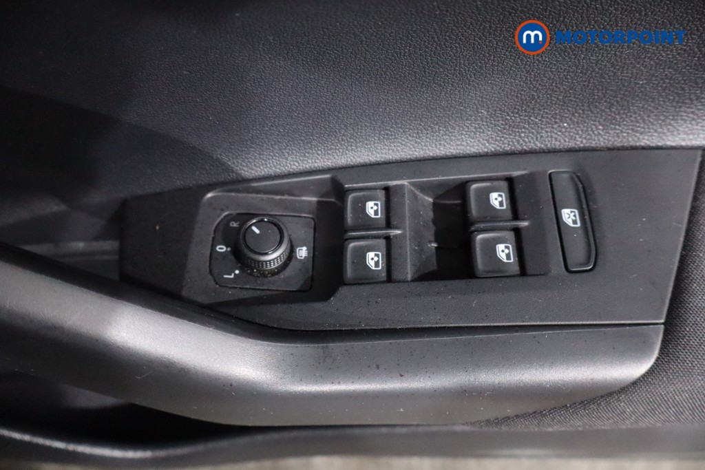 Volkswagen Polo Match Manual Petrol Hatchback - Stock Number (1538790) - 19th supplementary image