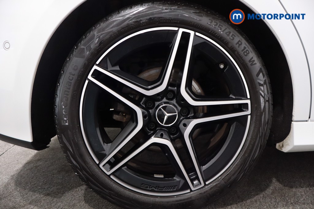 Mercedes-Benz A Class Amg Line Executive Edition Automatic Petrol Hatchback - Stock Number (1556295) - 9th supplementary image