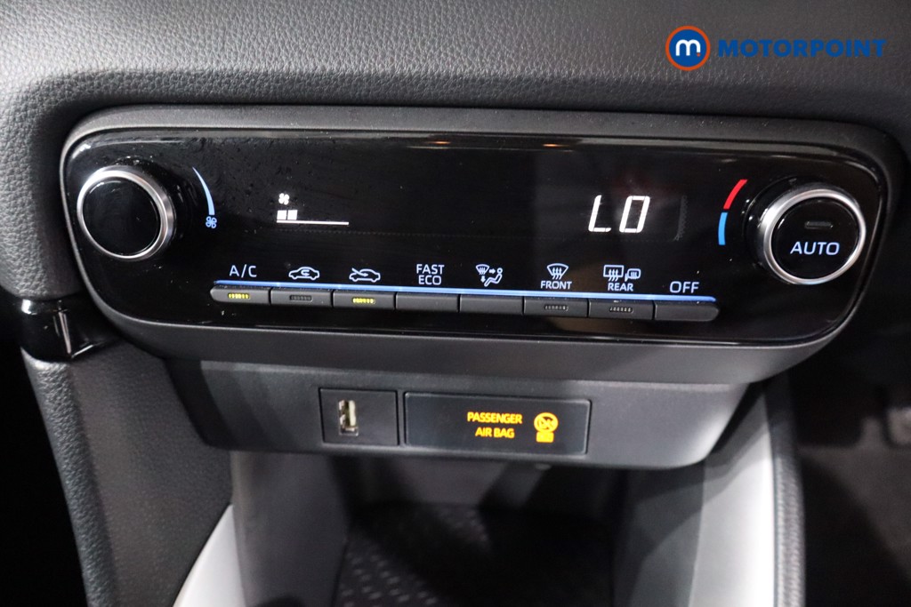 Toyota Yaris Icon Automatic Petrol-Electric Hybrid Hatchback - Stock Number (1561488) - 16th supplementary image