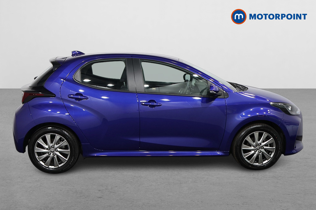 Toyota Yaris Icon Automatic Petrol-Electric Hybrid Hatchback - Stock Number (1561488) - Drivers side