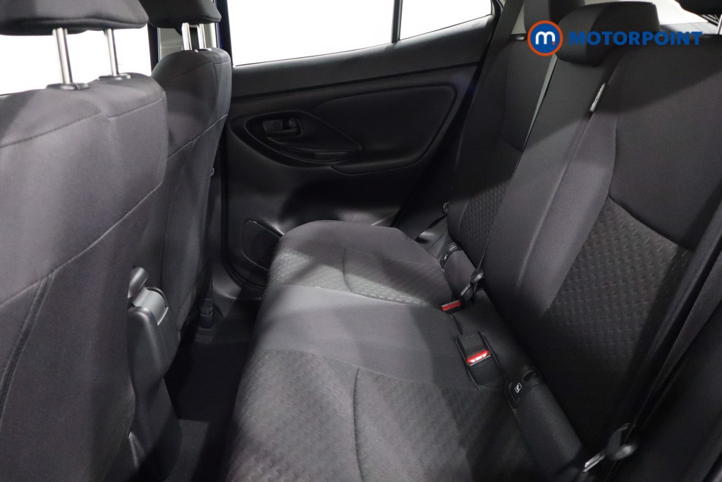 Toyota Yaris Cross Icon Automatic Petrol-Electric Hybrid Estate - Stock Number (1561815) - 5th supplementary image