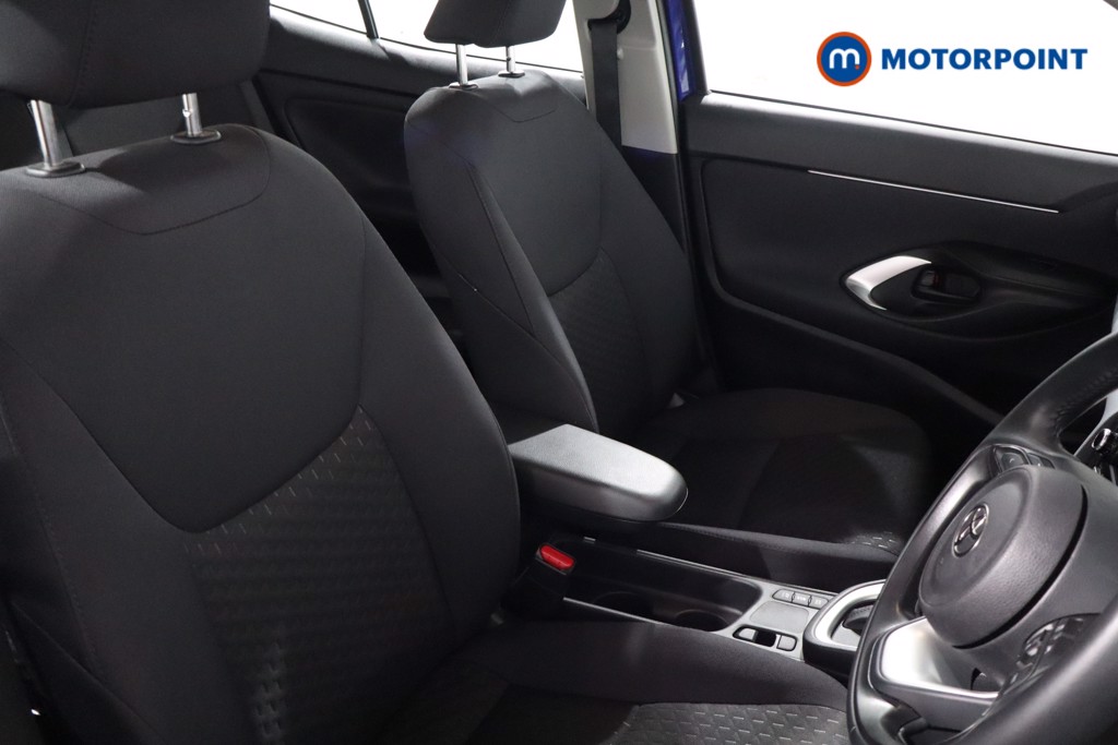 Toyota Yaris Cross Icon Automatic Petrol-Electric Hybrid Estate - Stock Number (1561815) - 19th supplementary image