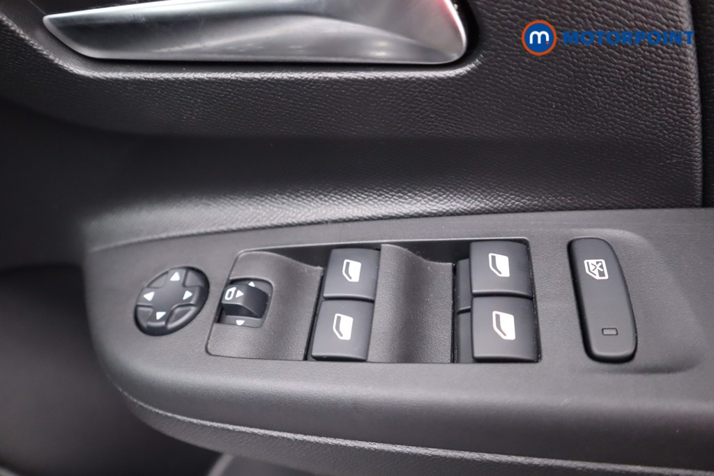 Vauxhall Corsa Elite Nav Premium Automatic Electric Hatchback - Stock Number (1537706) - 6th supplementary image